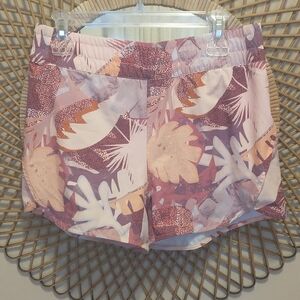 Womens World Wide Sportsman (Bass pro)Sporty Shorts Size Medium Pink/Maroon